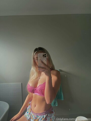 Graciebooxx nude photo 137