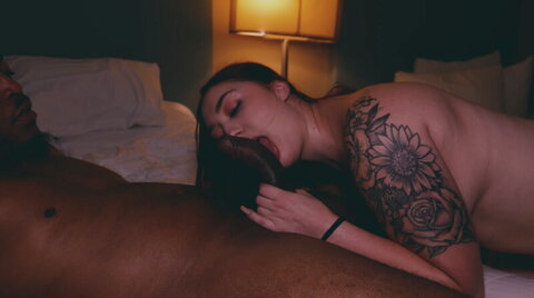 Gram nude photo 6