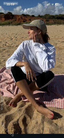 Greta Engelfried – These beautiful feet in the sand, I can't anymore ... 🥵