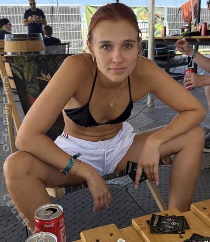 Greta Engelfried Sexy (2 photos)