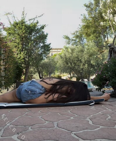 Greta Jasmin El Moktadi nude photo 5