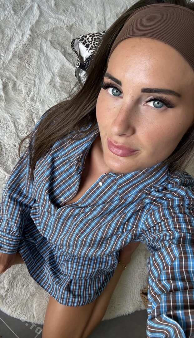 Gretalck nude photo 1