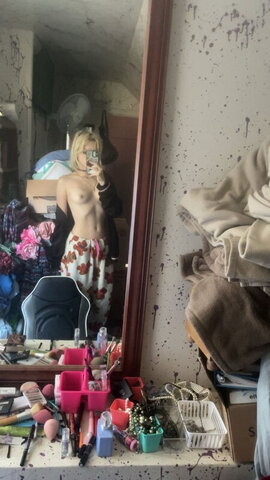 grrrlcr33p nude photo 12