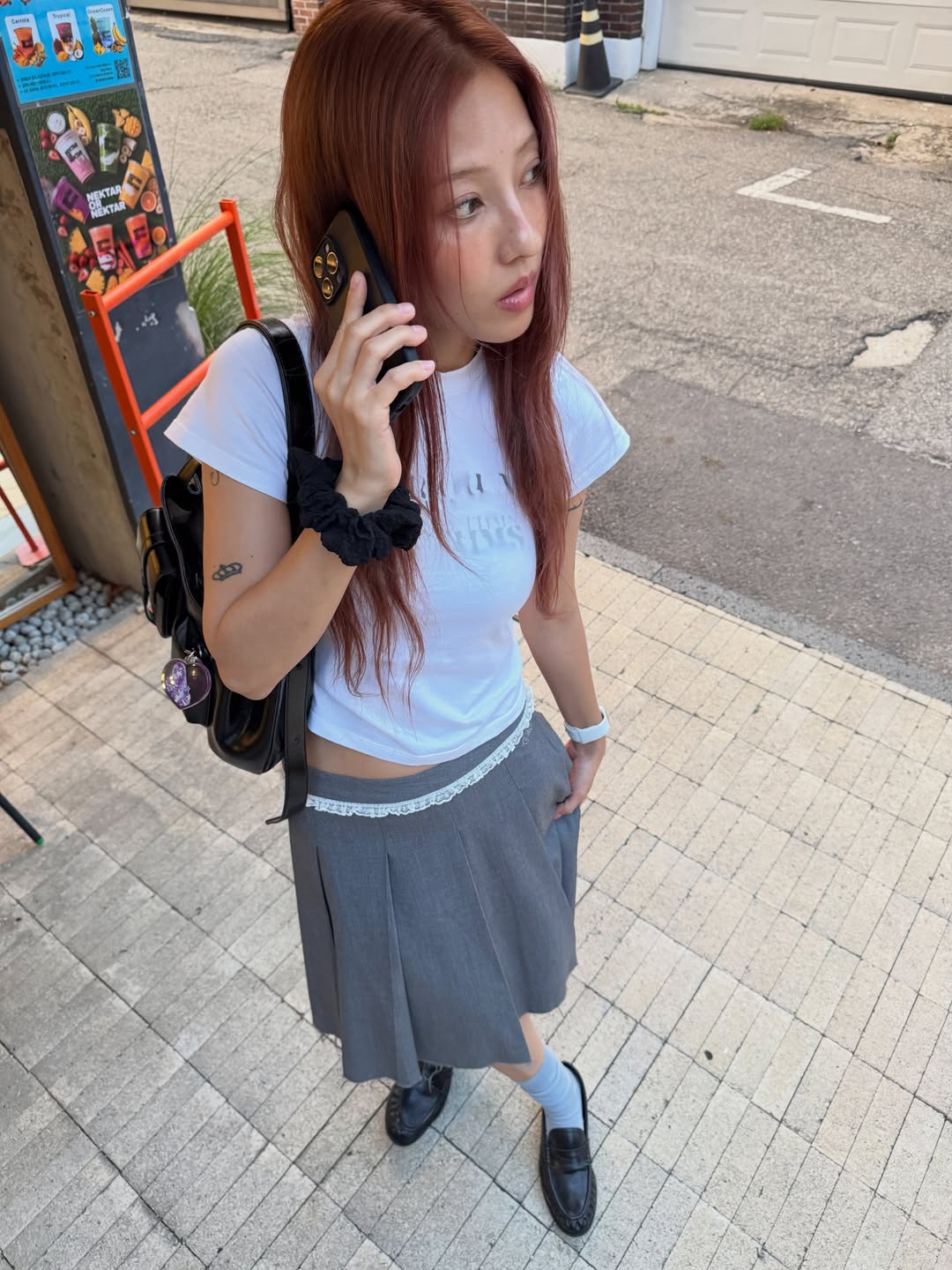 G.su nude photo 1