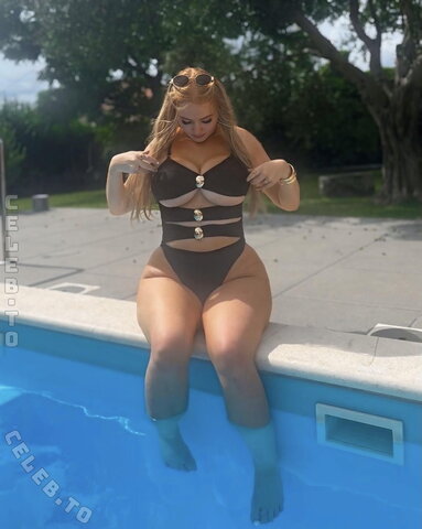 Gugga i Gummibat nude photo 2