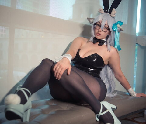 Gumbun nude photo 10