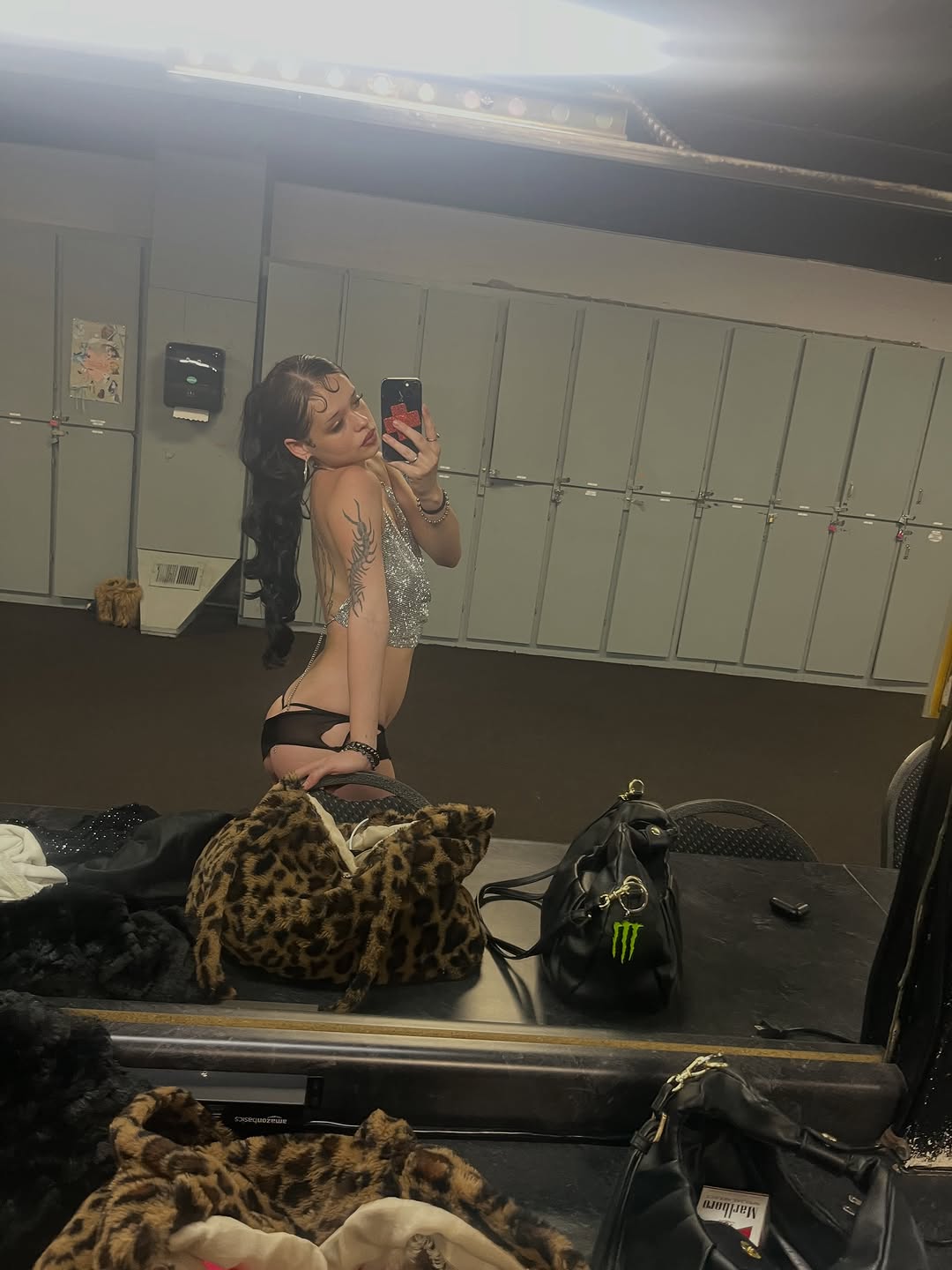gvtzg1rl nude photo 2