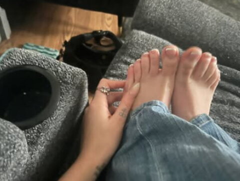 gvtzg1rl nude photo 1