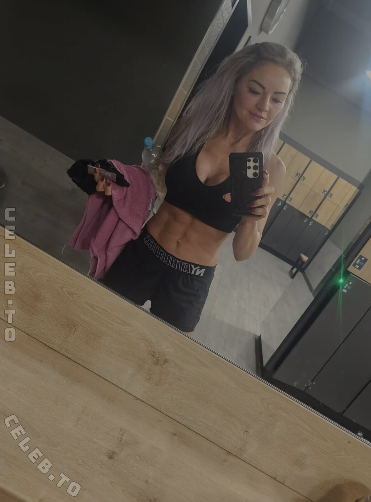 Gym Moni Milf nude photo 3