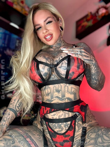 GymGamerGirl nude photo 22