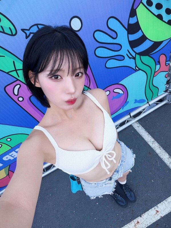 Ha Ji Won nude photo 8