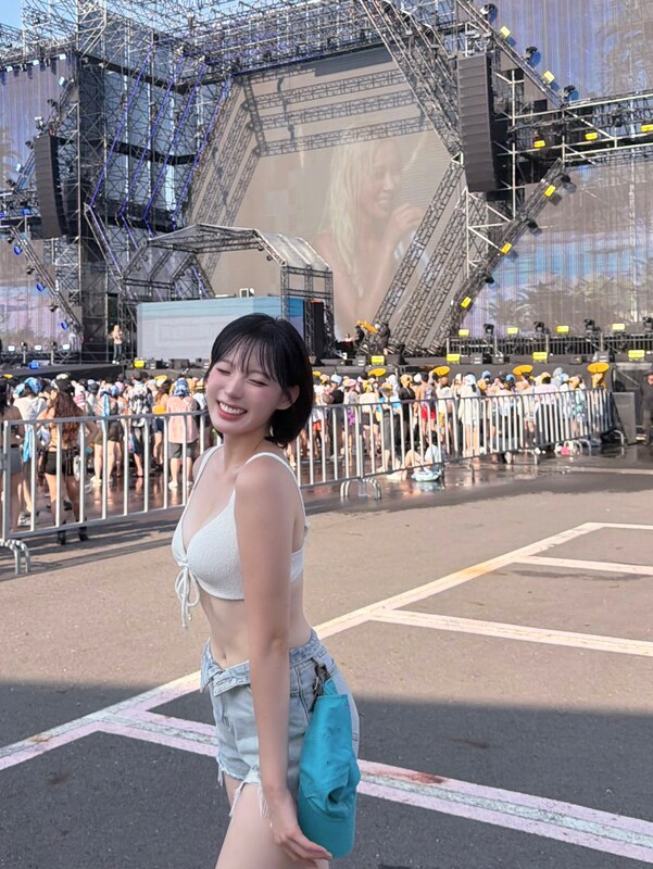 Ha Ji Won nude photo 11