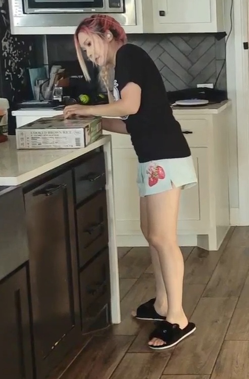 HAchubby nude photo 1