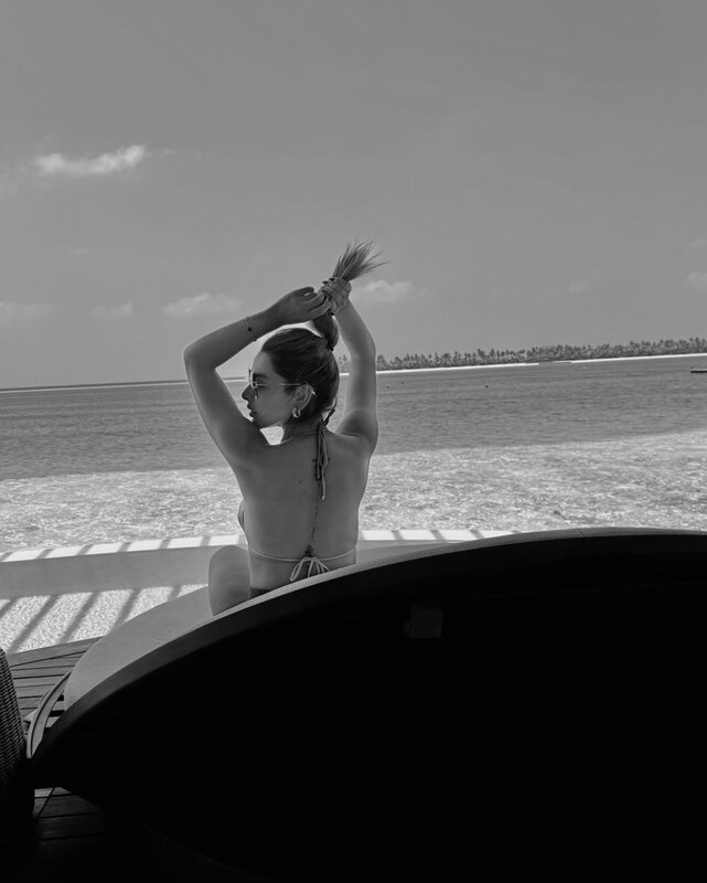 Hadise nude photo 35