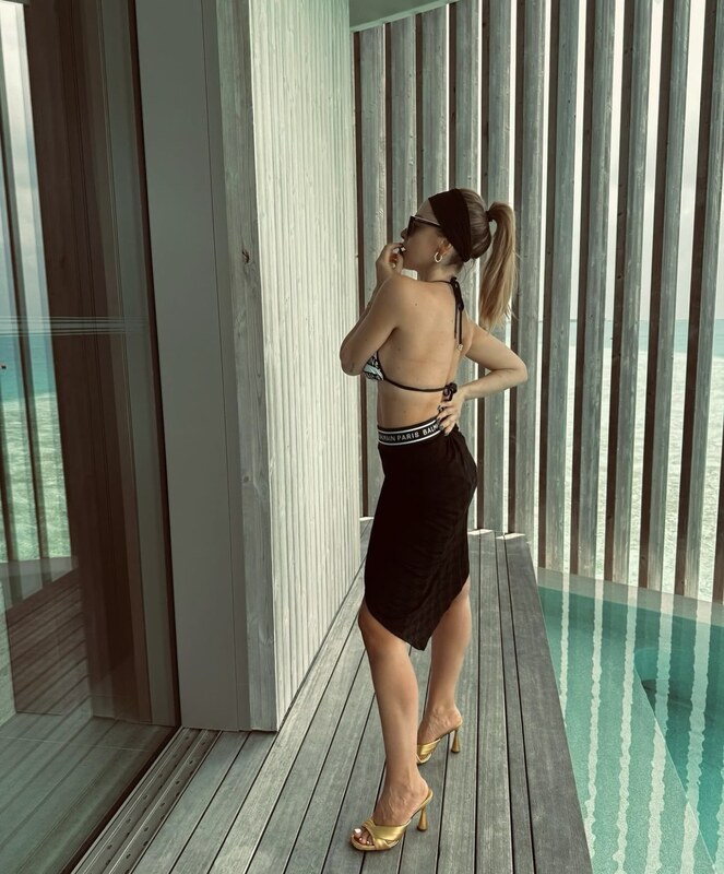 Hadise nude photo 43