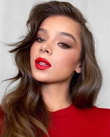 Hailee Steinfeld nude photo 76