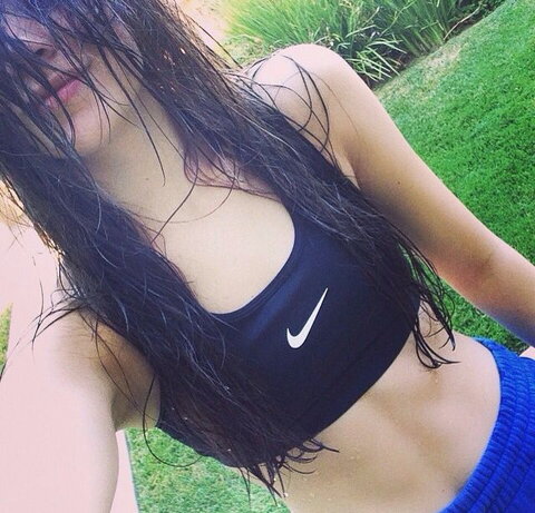 Hailee Steinfeld nude photo 53