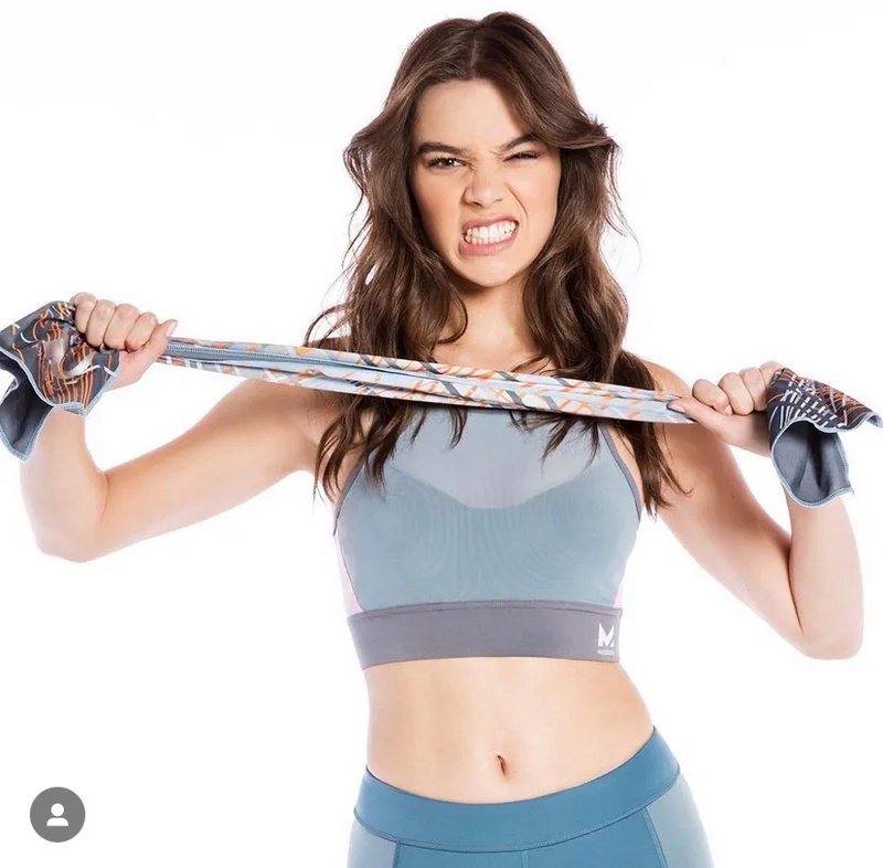 Hailee Steinfeld nude photo 5