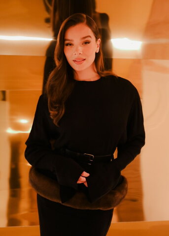 Hailee Steinfeld photo 6