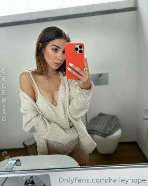 Hailey HopeX nude photo 17