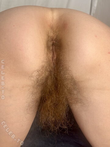 Hairy sara nude photo 9