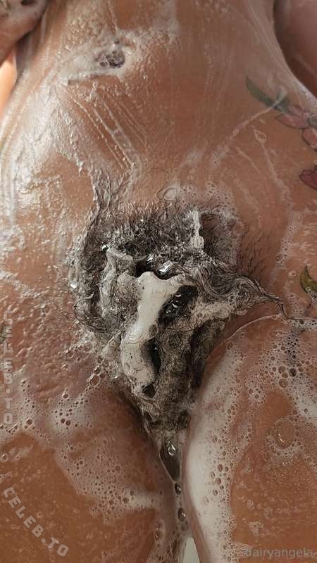 hairyangela nude photo 4