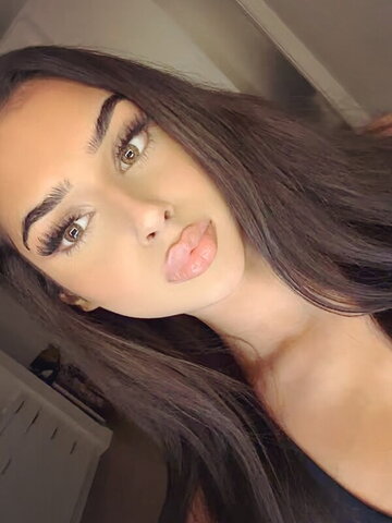 Haleemuh.h nude photo 16
