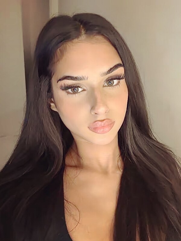 Haleemuh.h nude photo 9
