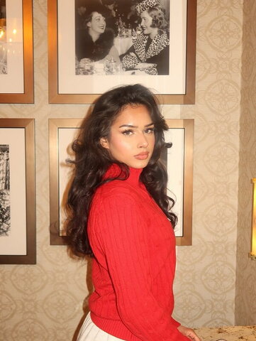 Haleemuh.h nude photo 7