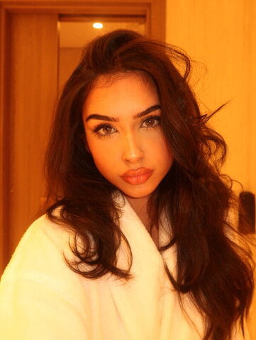 Haleemuh.h nude photo 5