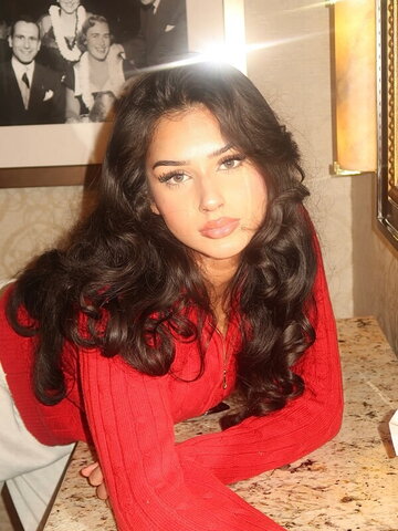 Haleemuh.h nude photo 1