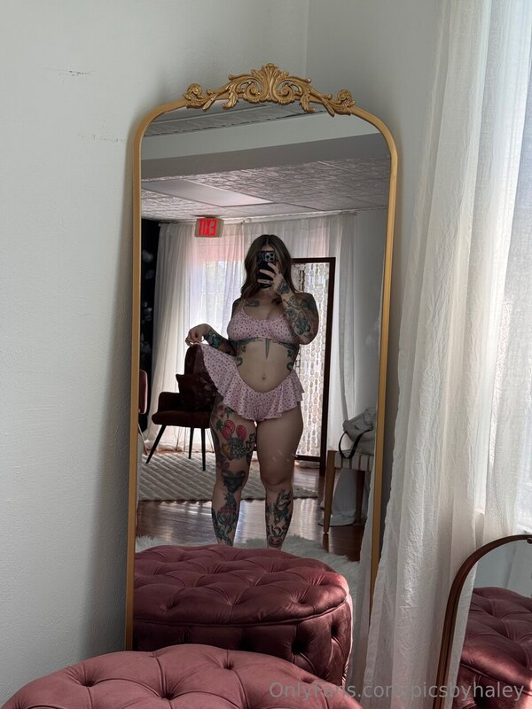 Haleylale nude photo 11