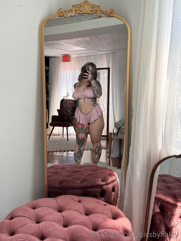 Haleylale nude photo 12