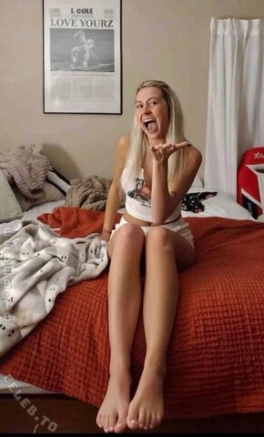 Haliey Welch nude photo 13