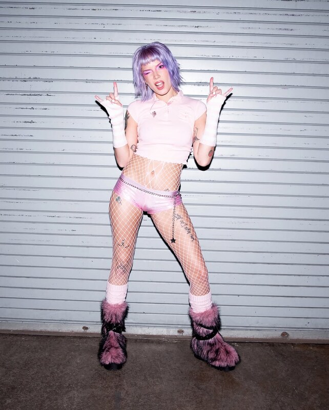 Halsey nude photo 8