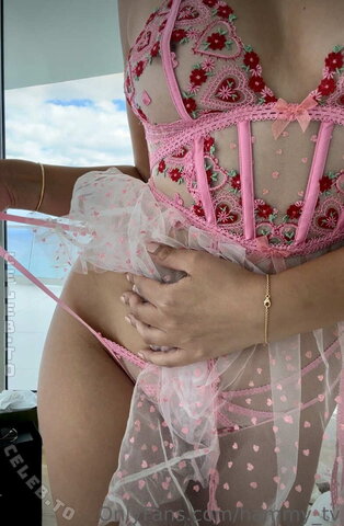 HammyTV nude photo 4