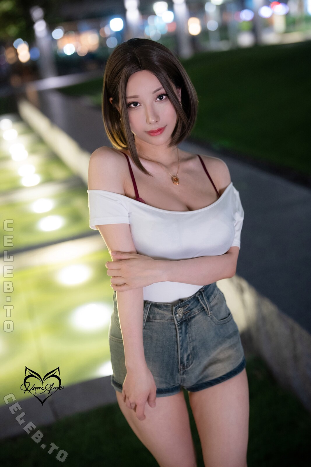 HaneAme nude photo 3