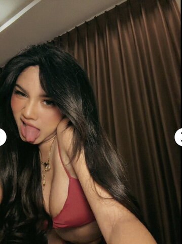 Hani Siregar nude photo 17