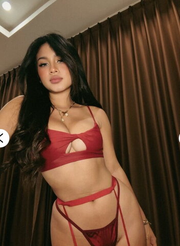 Hani Siregar nude photo 7