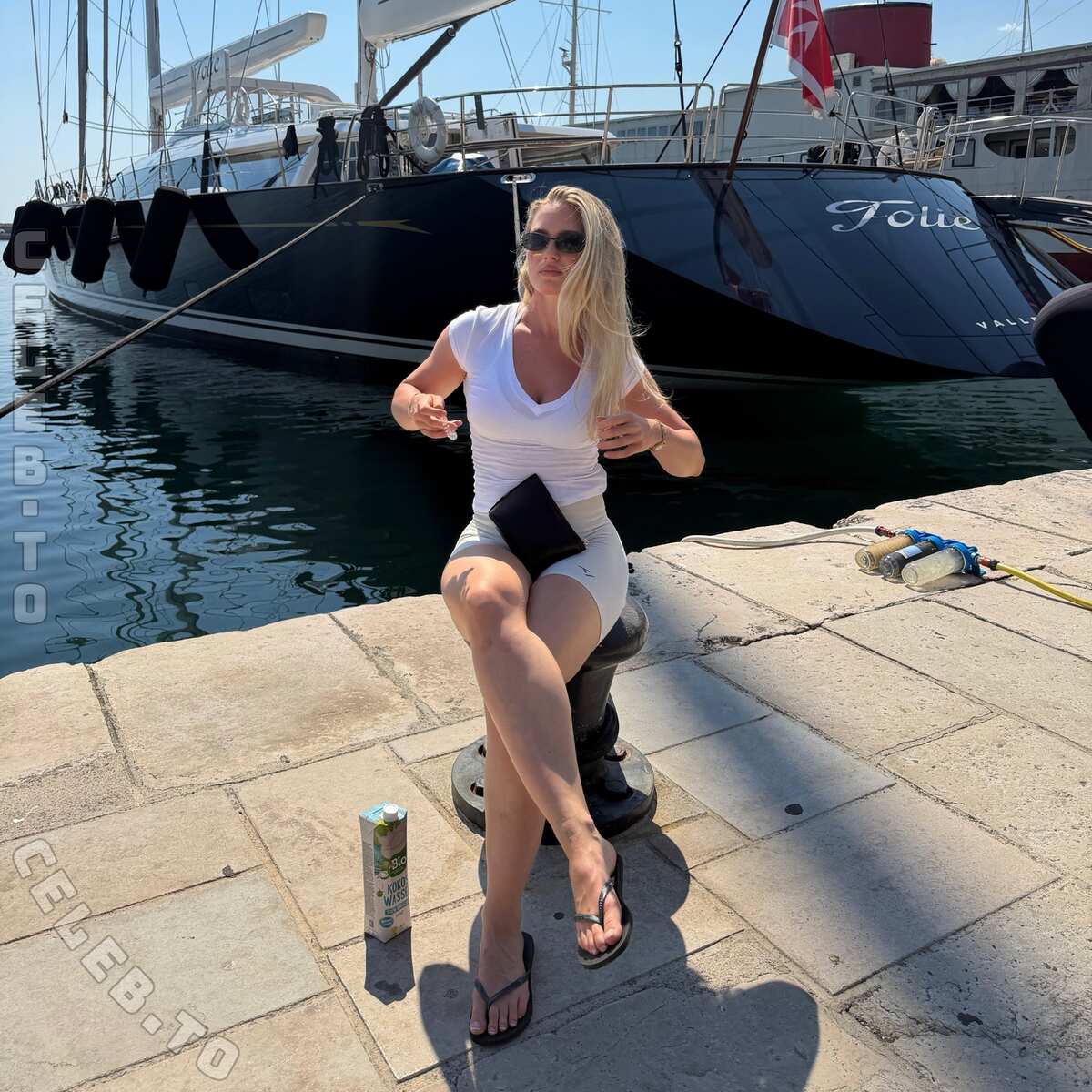 Hanna Baumann nude photo 2