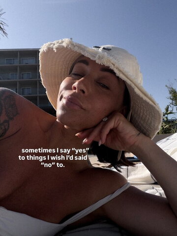 Hanna Öberg nude photo 14