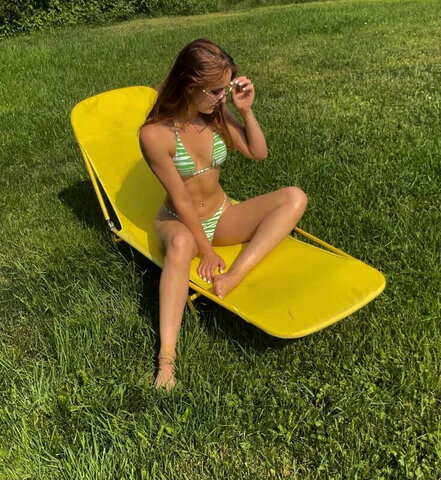 Hanna Laverdiere New (3 photos)