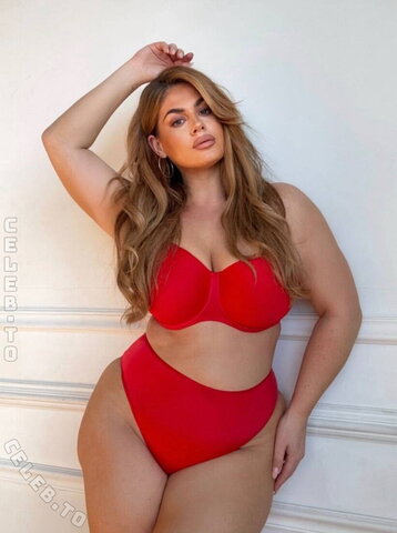 Hanna Wilperath nude photo 36