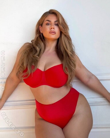 Hanna Wilperath nude photo 18