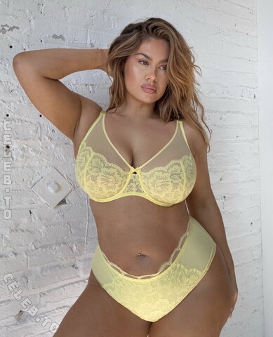 Hanna Wilperath nude photo 27