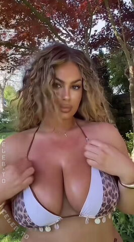 Hanna Wilperath nude photo 4