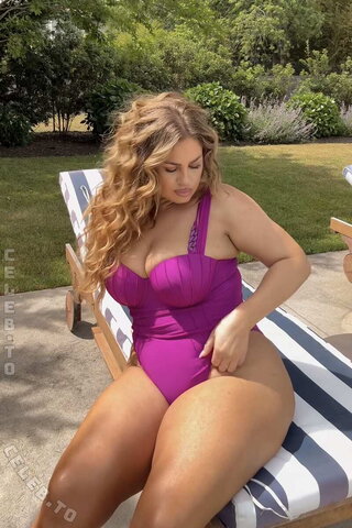 Hanna Wilperath nude photo 3
