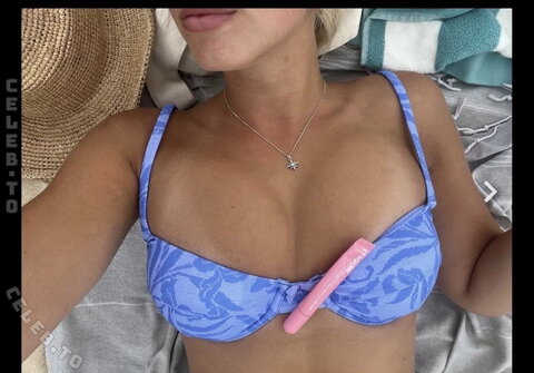 Hannah Bystrom nude photo 10