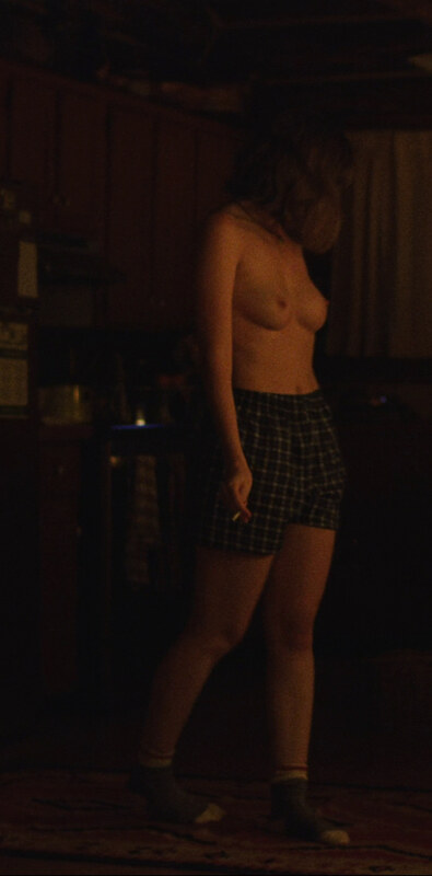Hannah Einbinder nude photo 1