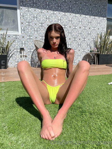 Hannah Grape nude photo 48